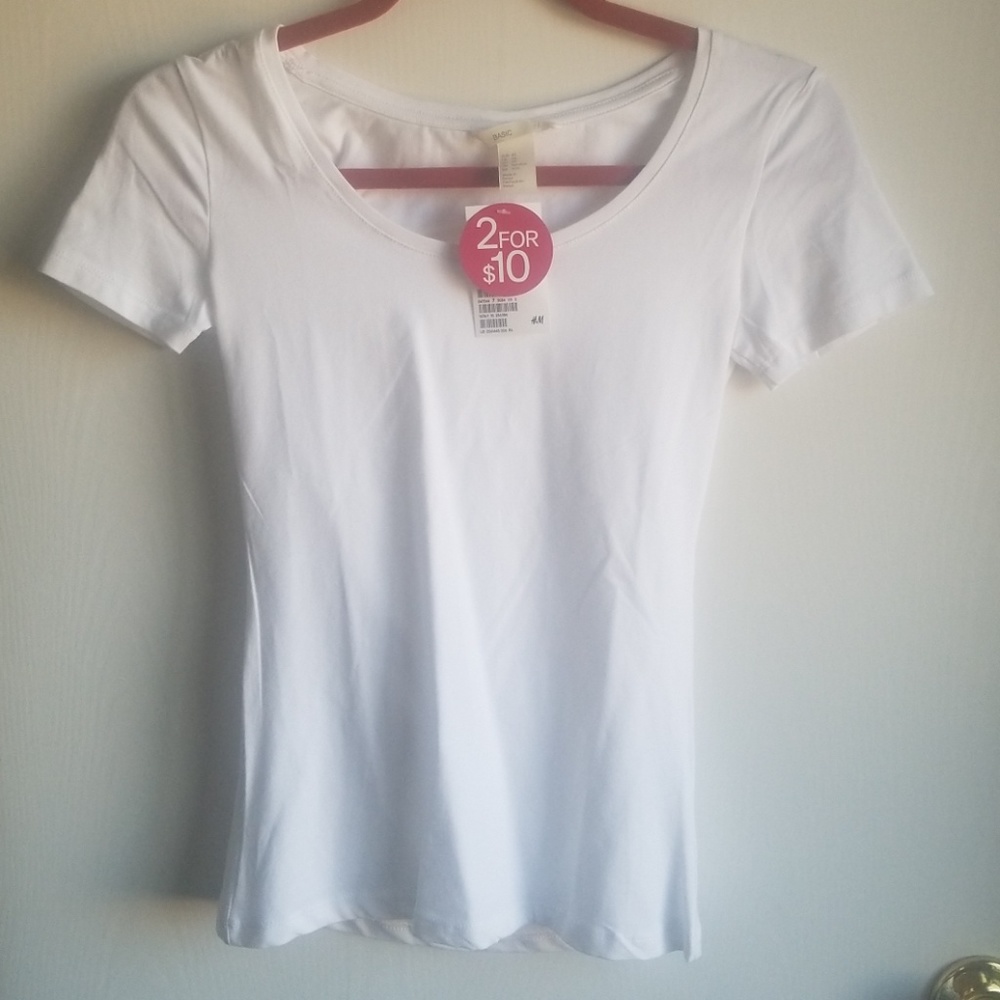 H an M shirt